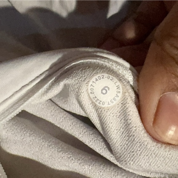 WHITE Rival Skirt - Picture 3 of 3